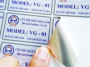 Bí quyết chọn Tem Decal Bạc cho thiết bị điện tử để không bị bong tróc, bay màu