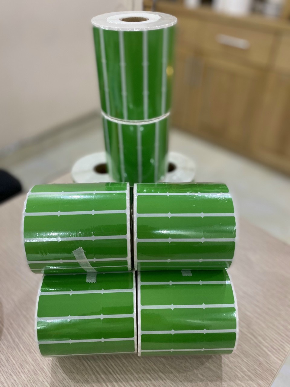 giấy decal màu xanh